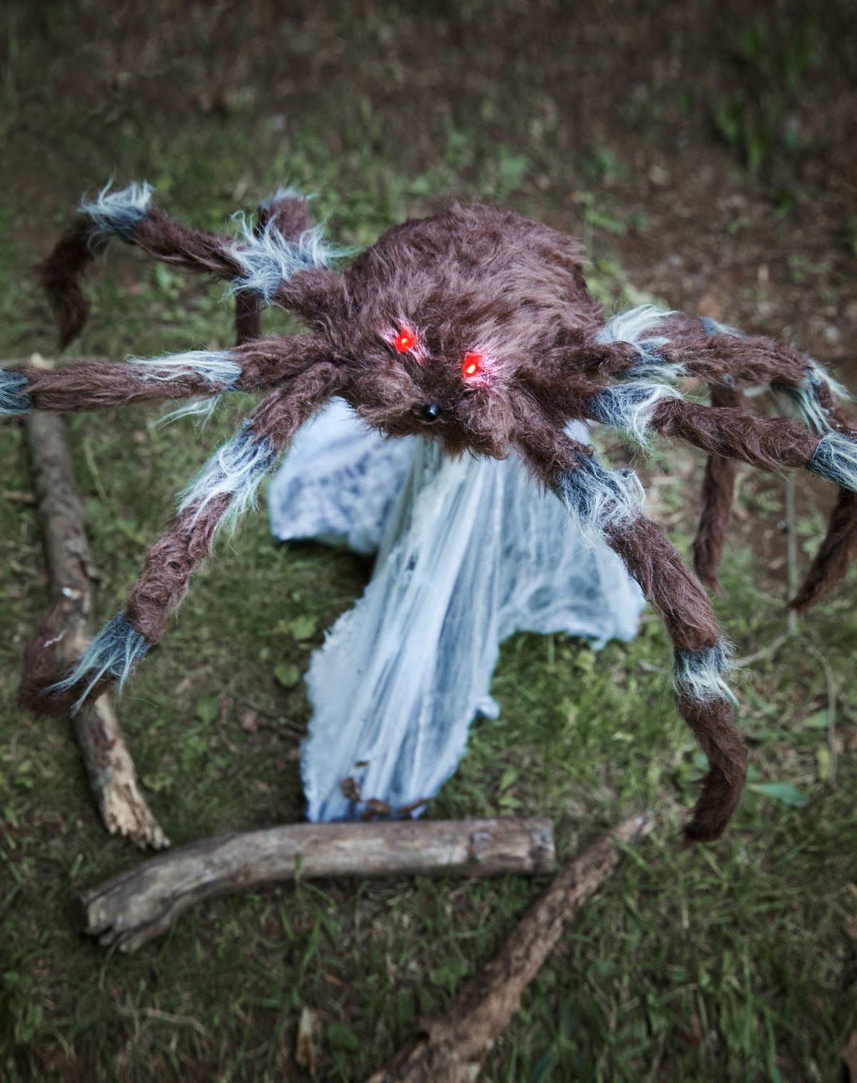 21 In LED Brown Jumping Spider Animatronic