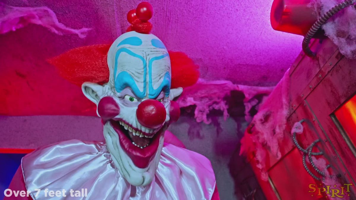7 Ft 2 In Slim Animatronic – Killer Klowns from Outer Space - Image 4
